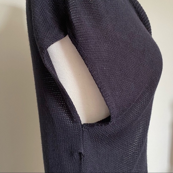 Vince Black Rayon Knit Folded Scoop Tunic Sweater, size Medium - Picture 3 of 12